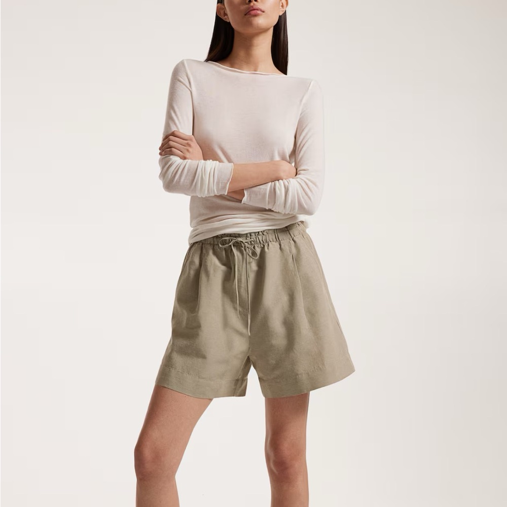 H&M High Waist Khaki Shorts